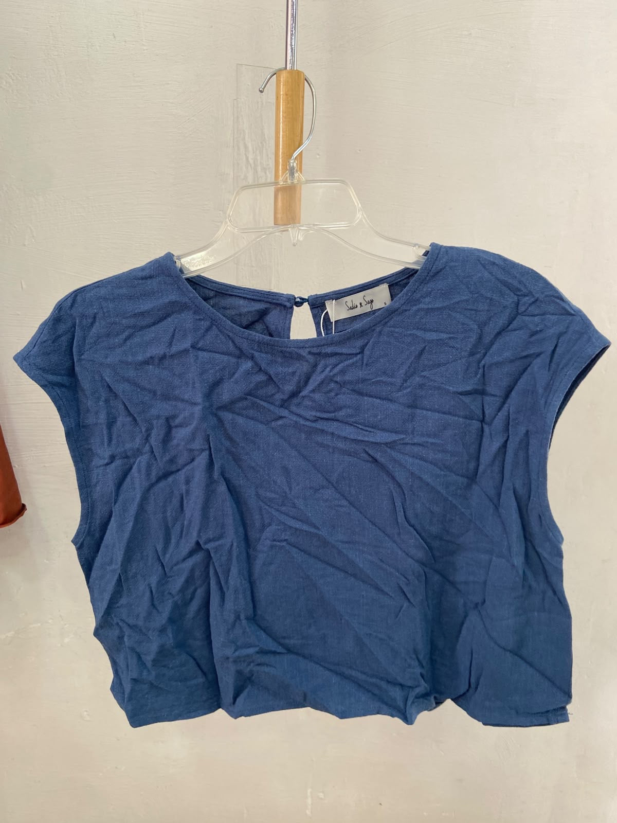 Navy Cropped Short Sleeve Top with Keyhole Detail