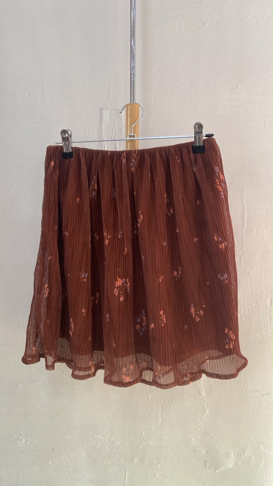 Brown Pleated Mini Skirt with Floral Print