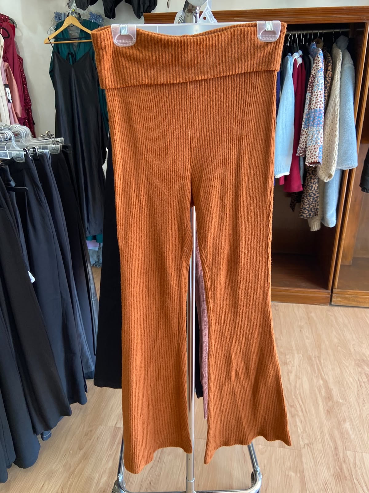 Rust Ribbed Flared Trousers with Split Hem