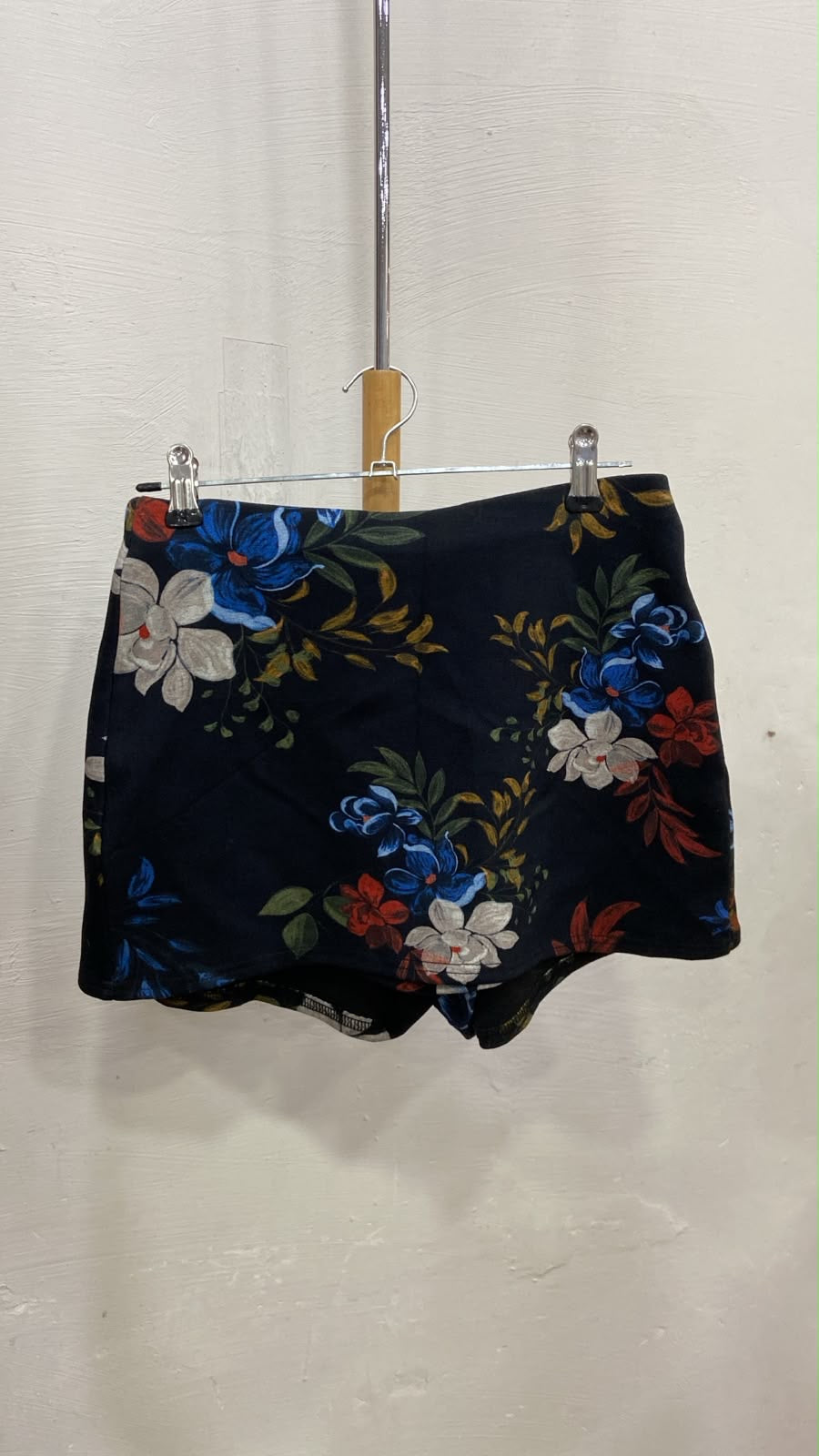 Floral High-Waist Shorts with Scalloped Hem