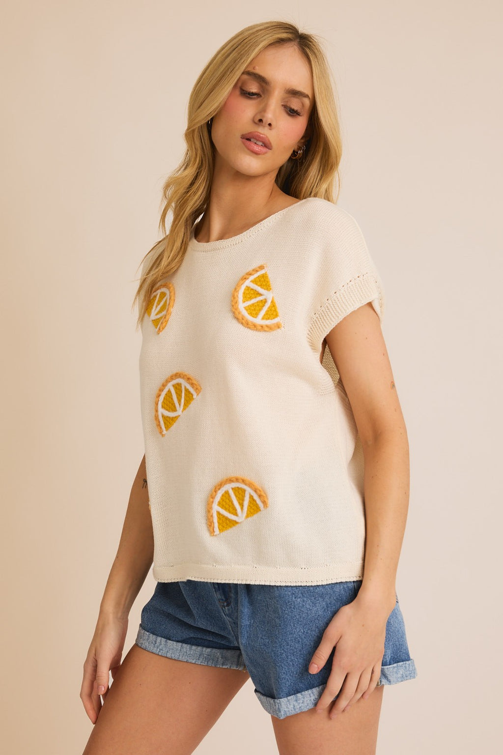 Round Neck Sleeveless Orange Patch Knit Top