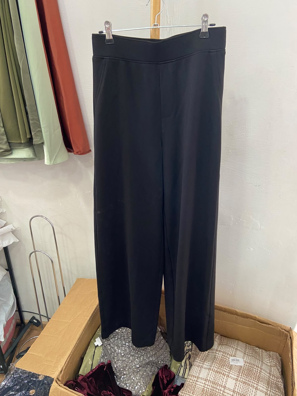 Black High-Waist Trousers with Wide Leg