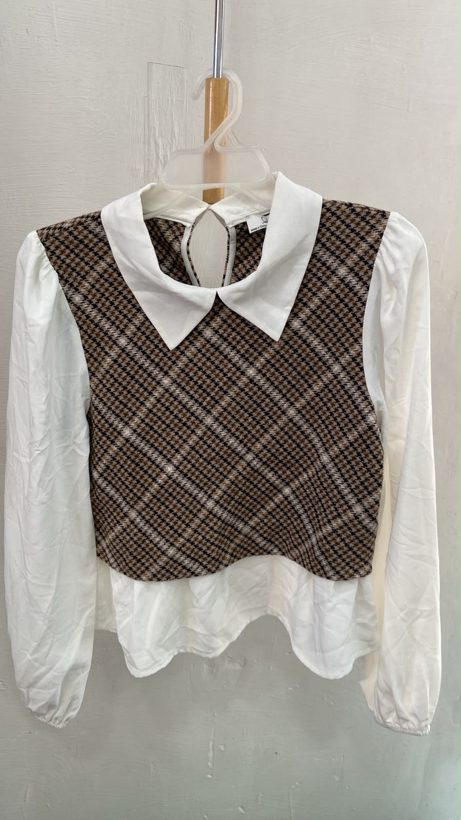 Brown Checkered Long Sleeve Crop Top with Collar