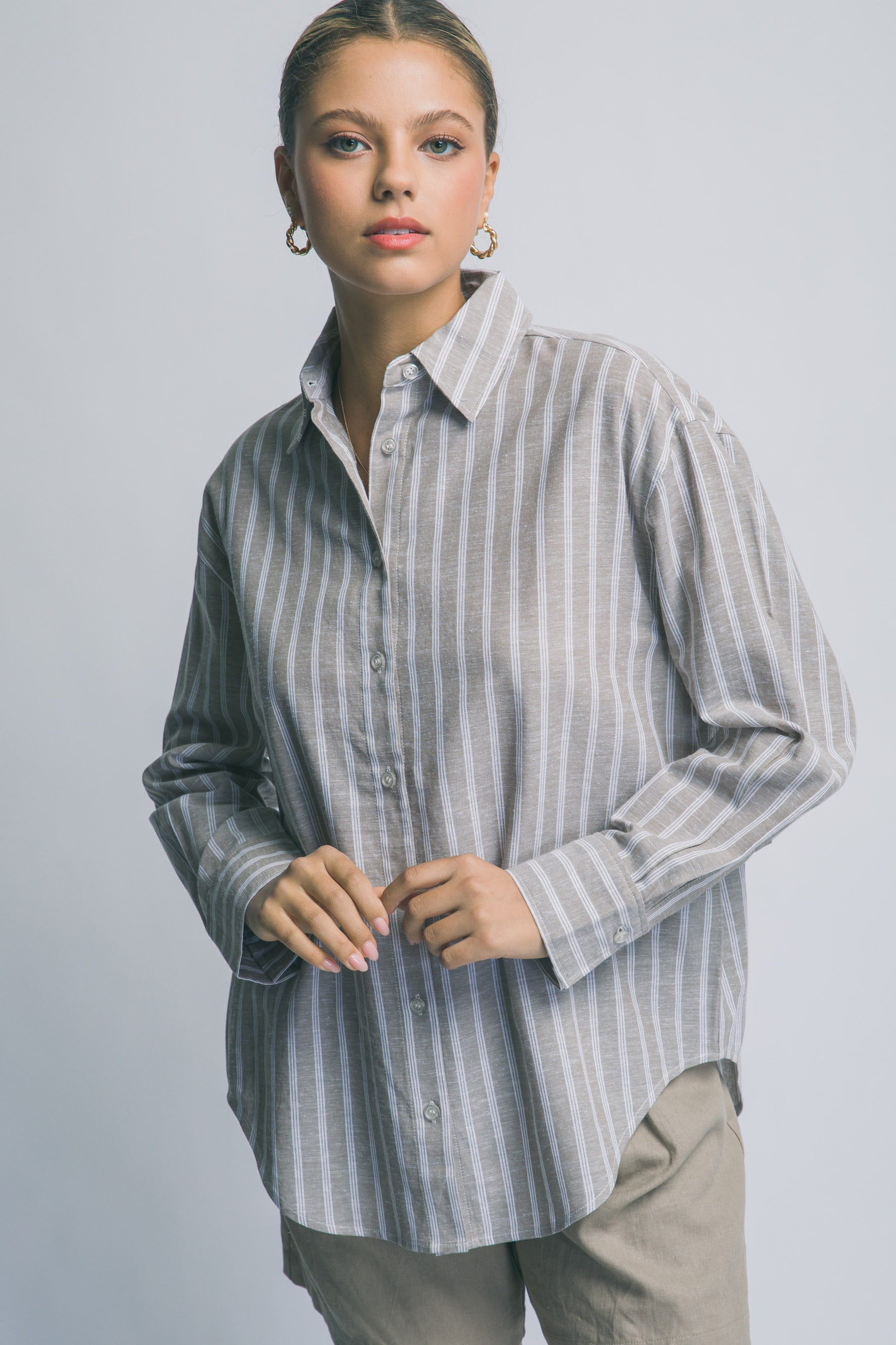 Camisa Oversized de Rayas Azules con Botones y Manga Larga para Mujer