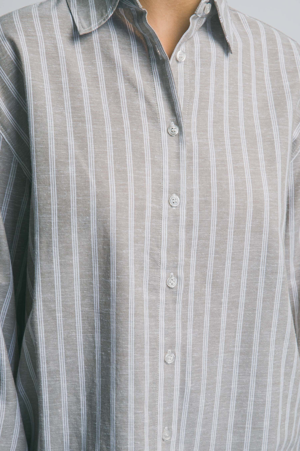 Camisa Oversized de Rayas Azules con Botones y Manga Larga para Mujer