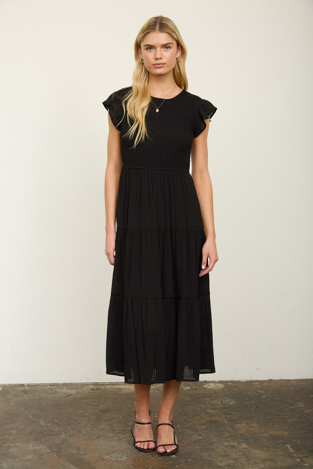 Women's Tiered Smocked Midi Dress - Short Sleeve Summer Casual Boho Dress, Lightweight Cotton Fit & Flare, Square Neckline for Vacation & Brunch