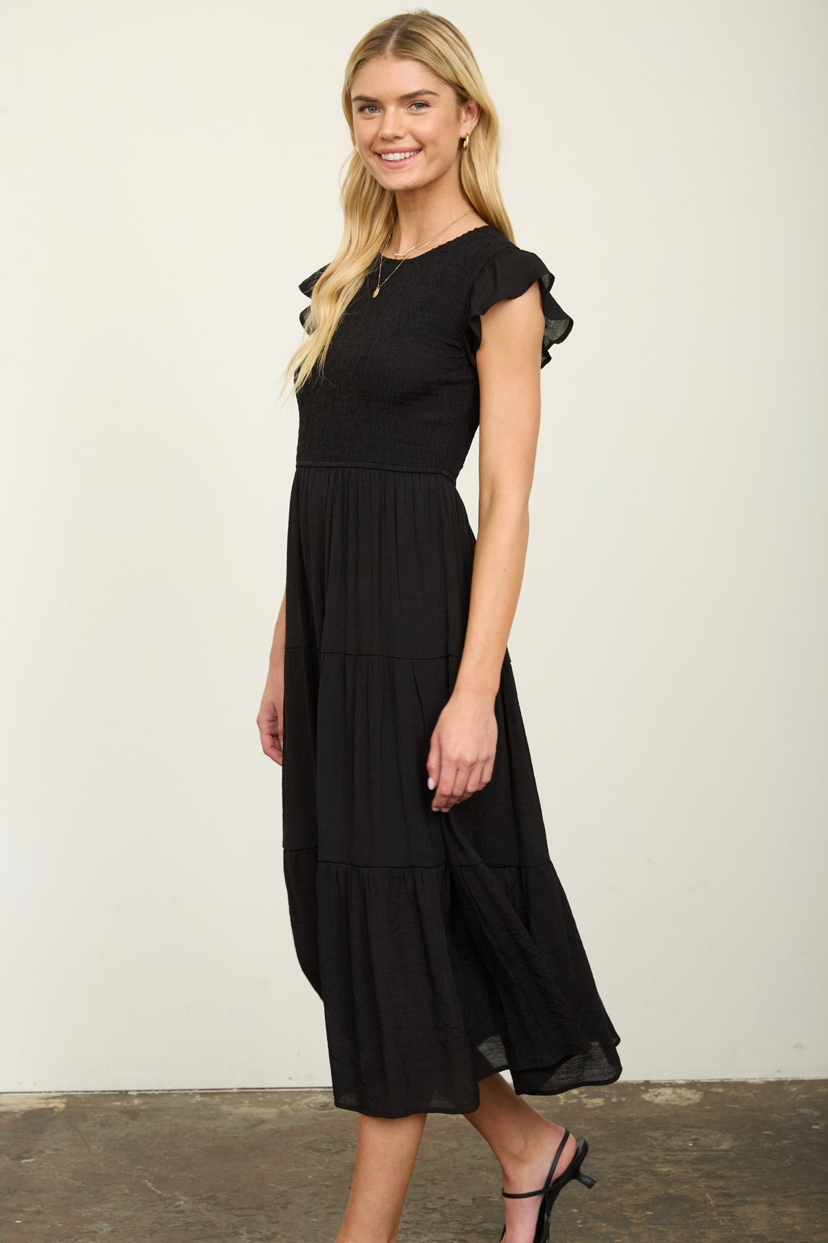 Women's Tiered Smocked Midi Dress - Short Sleeve Summer Casual Boho Dress, Lightweight Cotton Fit & Flare, Square Neckline for Vacation & Brunch