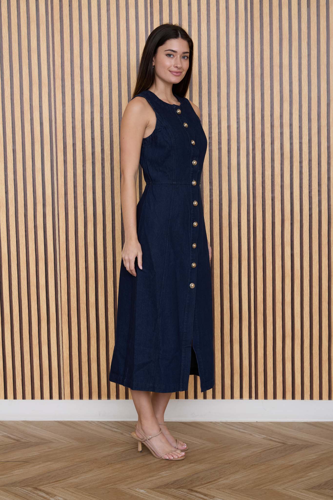 Women's Sleeveless Denim Midi Dress - Button Down Casual Summer Fit & Flare Jean Dress