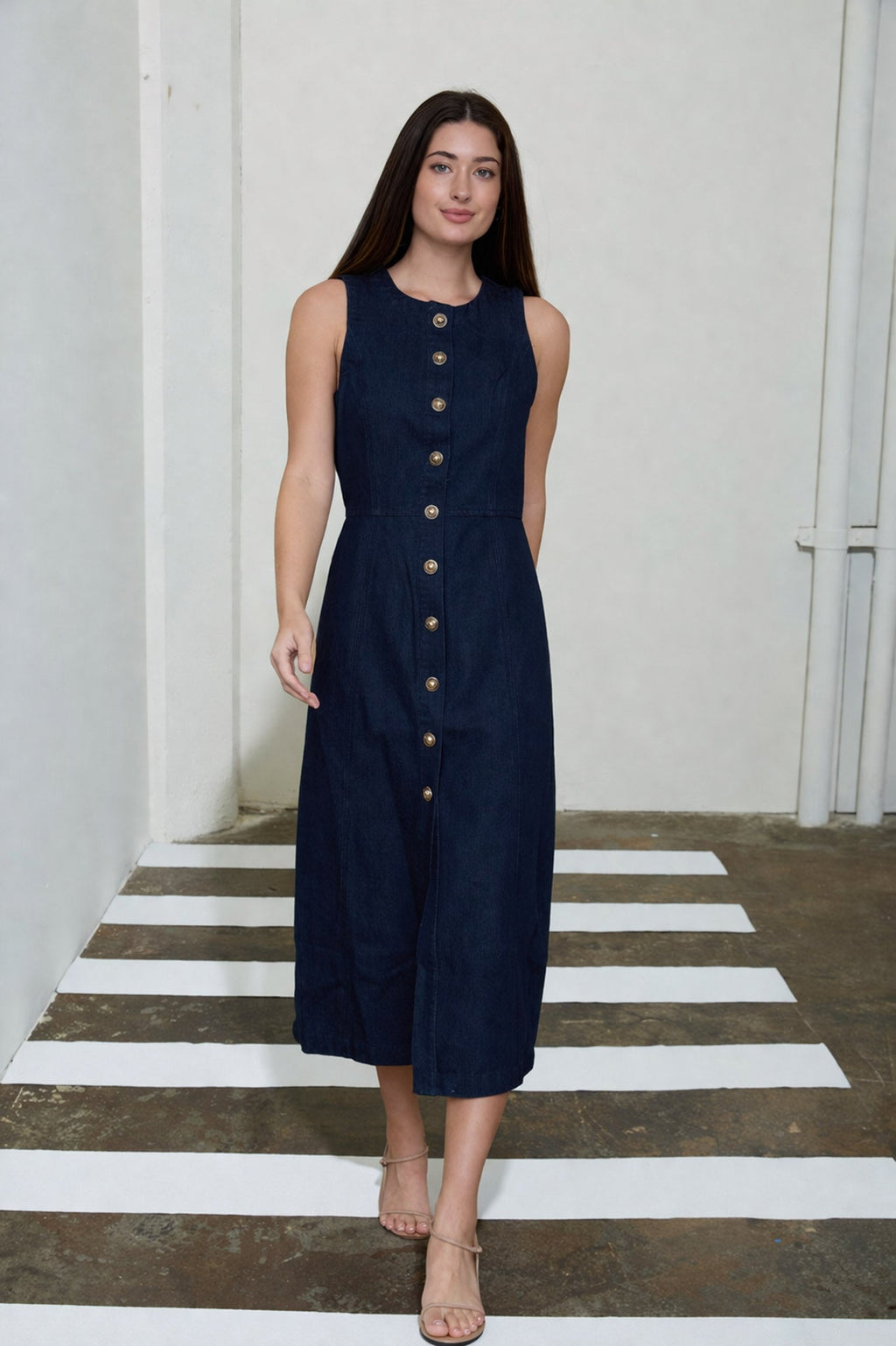 Women's Sleeveless Denim Midi Dress - Button Down Casual Summer Fit & Flare Jean Dress
