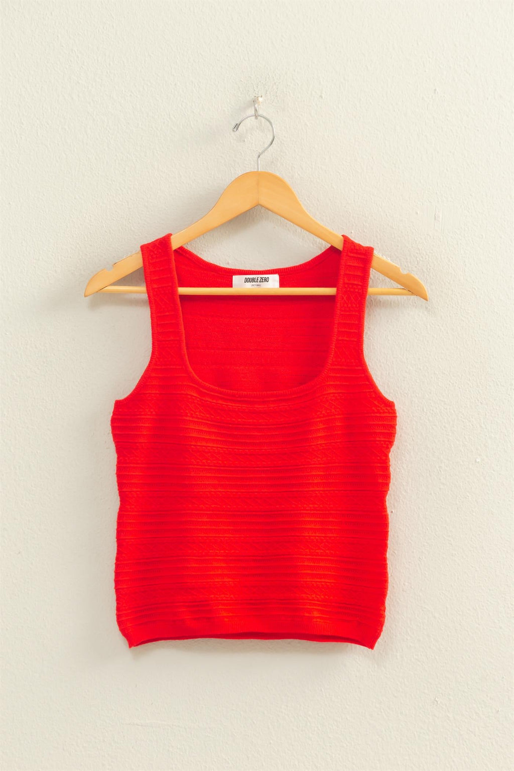 Textured Sleeveless Scoop Neck Knit Top