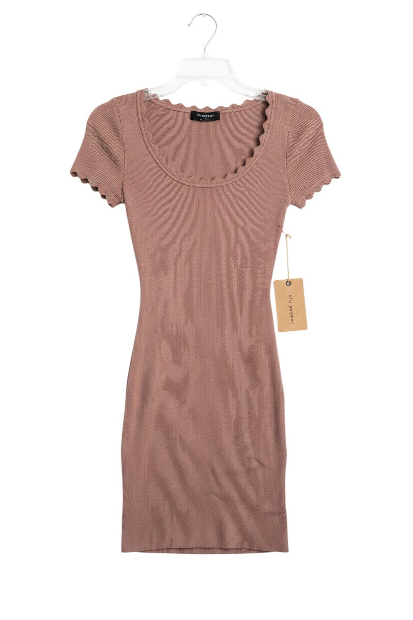 Yanet Collection Shop dusty pink bodycon dress with short sleeves and a scalloped neckline on a hanger